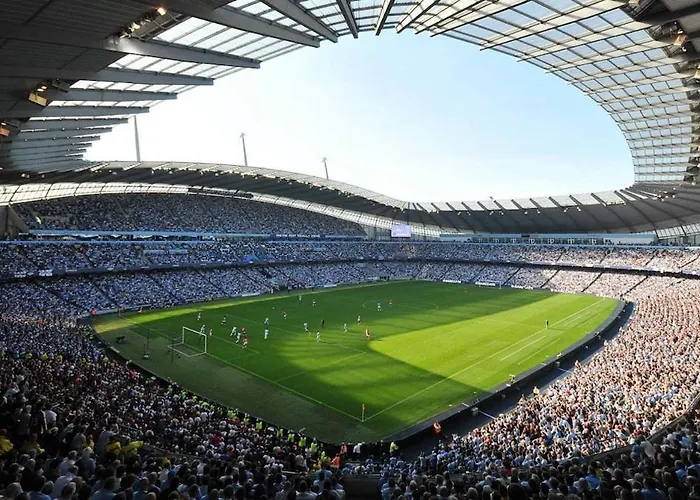 Free Parking, Late Check Out Coop Live Etihad Stadium 3-Bed House